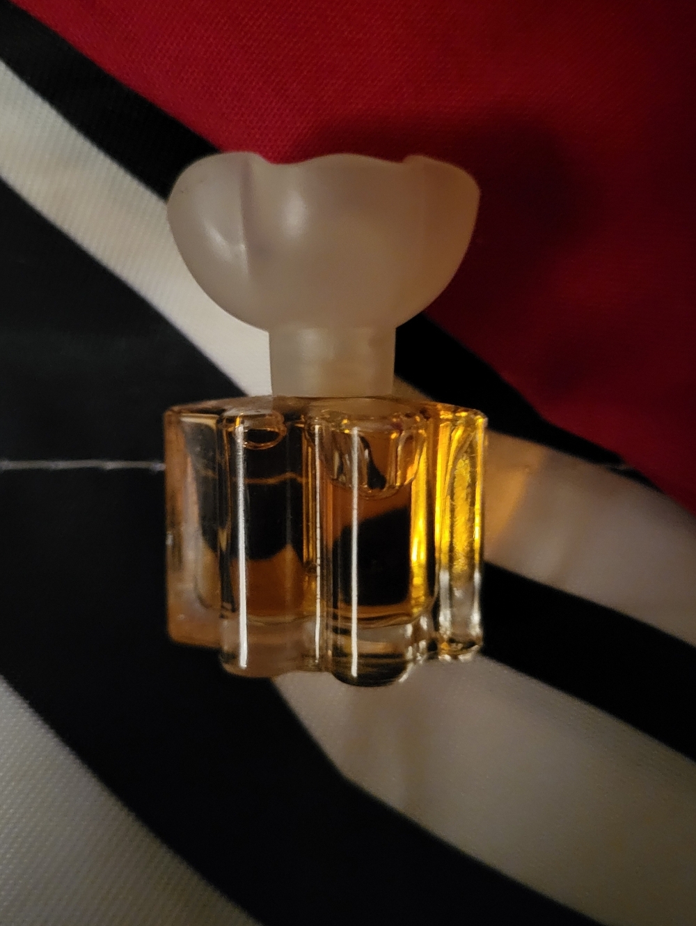 Women's Perfume  (OSCAR) By Oscar De La Renta